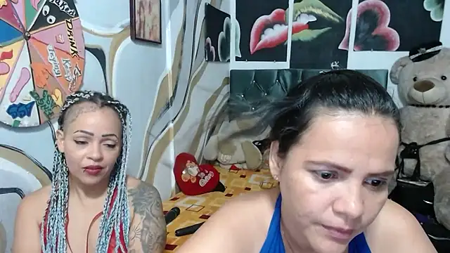 Snapshot of manzanahot9 chatting on November 2025 10:35:01 PM manzanahot9 online show from November 2025 10:35:01 PM