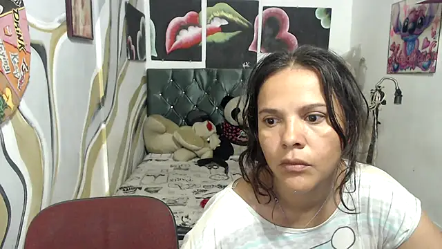 Snapshot of manzanahot9 chatting on June 2026 12:11:02 PM manzanahot9 online show from June 2026 12:11:02 PM