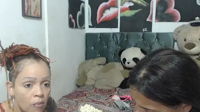 Snapshot of manzanahot9 chatting on February 2025 06:48:01 PM manzanahot9 online show from February 2025 06:48:01 PM