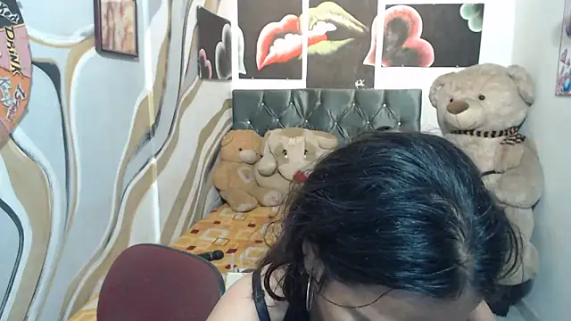 Snapshot of manzanahot9 chatting on December 2025 10:31:01 PM manzanahot9 online show from December 2025 10:31:01 PM