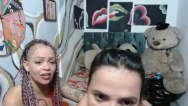 manzanahot9 online show from February 2026 08:39:01 PM