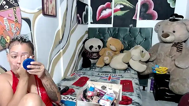 Snapshot of manzanahot9 chatting on September 2025 11:26:01 AM manzanahot9 online show from September 2025 11:26:01 AM