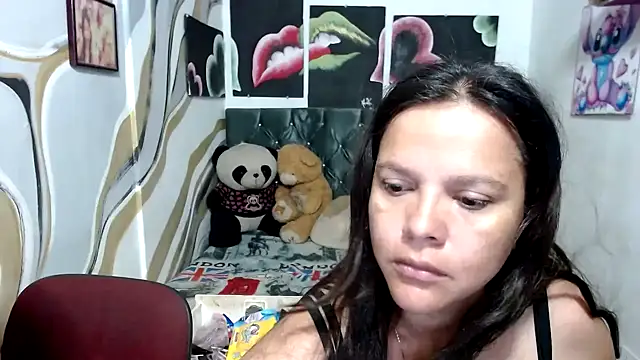 Snapshot of manzanahot9 chatting on October 2025 09:33:02 AM manzanahot9 online show from October 2025 09:33:02 AM