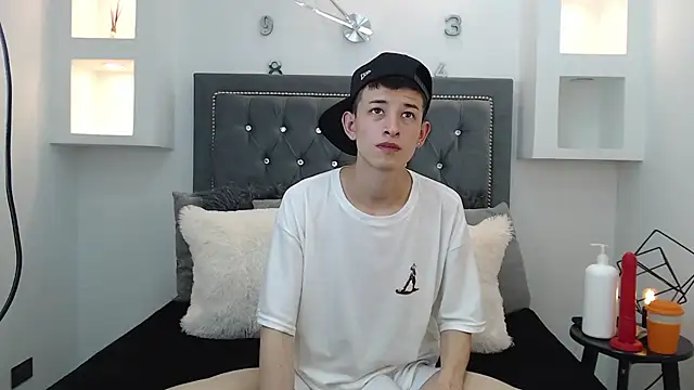 MaikCarver online show from January 2025 04:22:02 AM