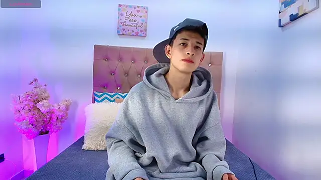 MaikCarver online show from September 2025 01:00:01 PM