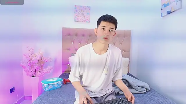 MaikCarver online show from September 2025 12:47:02 PM