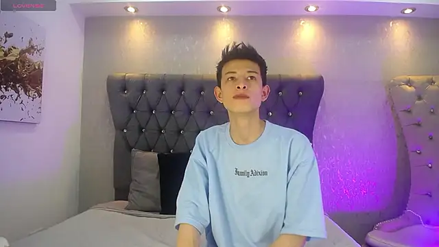 MaikCarver online show from February 2026 04:10:02 AM