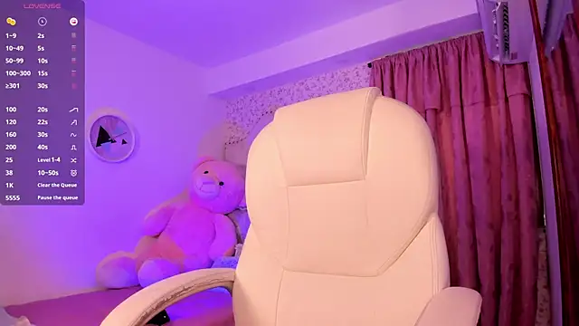 kitty roouse online show from February 2025 10:28:01 PM