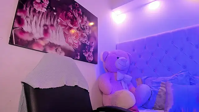 kitty roouse online show from February 2026 04:36:01 AM