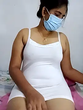 SLZAARA online show from October 2025 08:12:01 PM