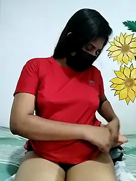 SLZAARA online show from March 2025 02:32:02 PM