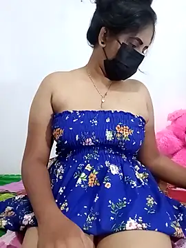 SLZAARA online show from December 2025 08:21:01 PM