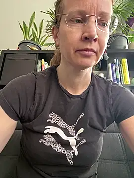 AnnikaRose online show from March 2026 07:11:01 AM