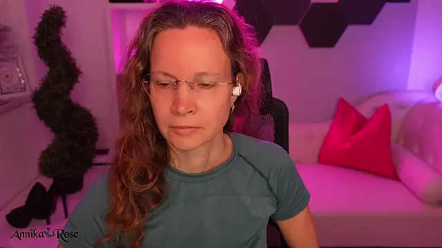 AnnikaRose online show from February 2026 06:55:02 AM