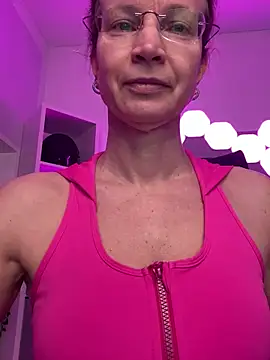 AnnikaRose online show from April 2026 07:20:01 AM