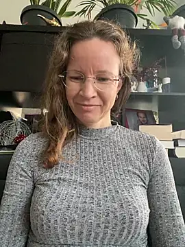 AnnikaRose online show from November 2025 06:50:01 AM