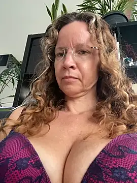 AnnikaRose online show from September 2025 06:08:01 AM
