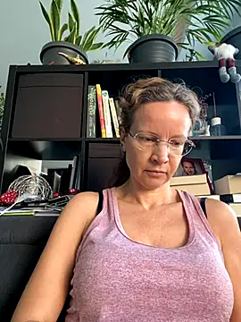 AnnikaRose online show from September 2025 05:47:01 AM