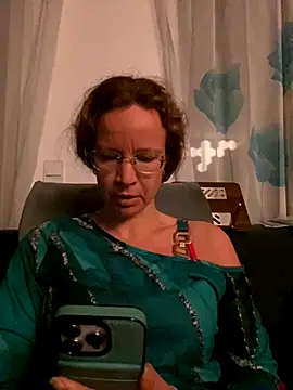 AnnikaRose online show from November 2025 06:50:01 AM