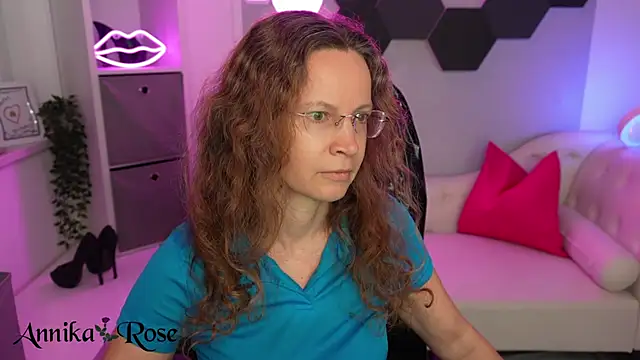 AnnikaRose online show from February 2026 12:24:02 PM