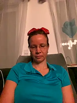 AnnikaRose online show from November 2025 06:47:01 AM