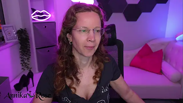 AnnikaRose online show from March 2026 06:47:01 AM