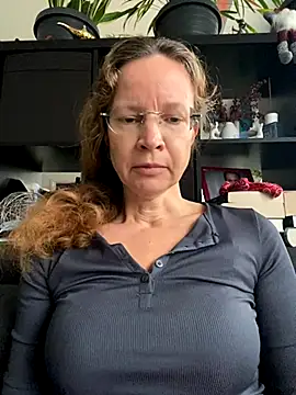AnnikaRose online show from October 2025 06:14:01 AM