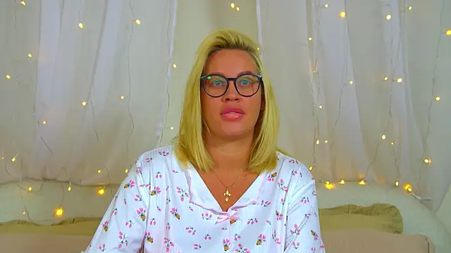 MariaNeumann online show from February 2026 06:30:01 PM