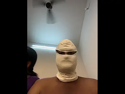 boypussyfist online show from February 2026 03:11:01 PM