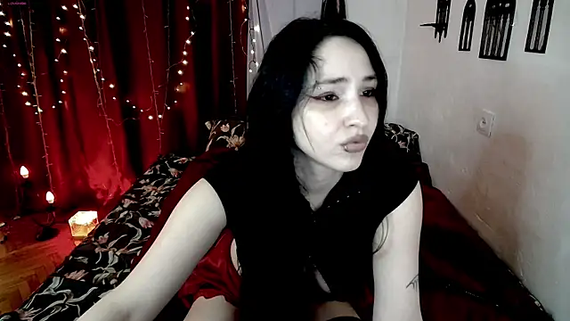 Snapshot of Tricky_Vicky666 chatting on May 2026 11:40:02 PM Tricky Vicky666 online show from May 2026 11:40:02 PM