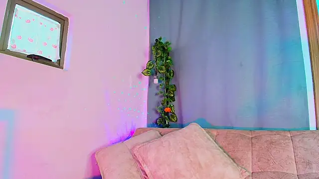 liccy hall online show from January 2026 11:46:01 AM