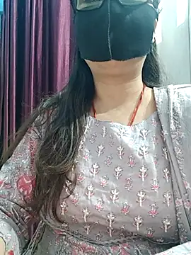 Aishwaryaa 69 online show from March 2026 08:25:02 AM