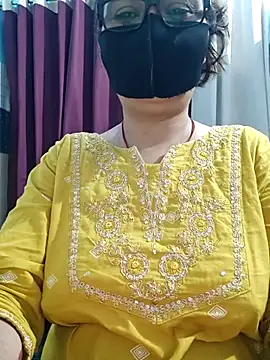 Snapshot of Aishwaryaa_69 chatting on June 2026 01:58:01 AM Aishwaryaa 69 online show from June 2026 01:58:01 AM