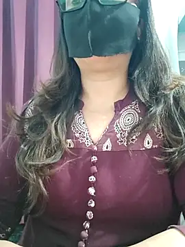 Aishwaryaa 69 online show from April 2026 09:57:02 AM