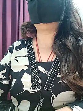 Aishwaryaa 69 online show from March 2026 09:42:01 AM