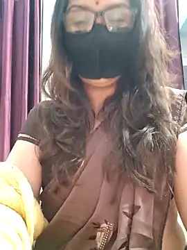 Aishwaryaa 69 online show from December 2025 10:28:02 AM