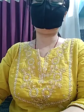 Snapshot of Aishwaryaa_69 chatting on June 2026 11:15:01 AM Aishwaryaa 69 online show from June 2026 11:15:01 AM