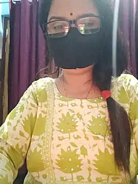 Aishwaryaa 69 online show from October 2025 01:49:01 AM