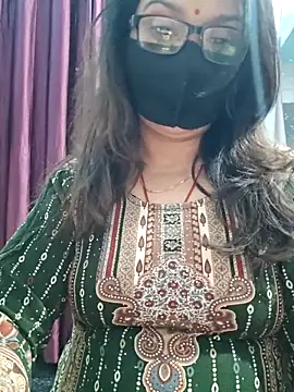 Aishwaryaa 69 online show from December 2025 07:41:02 AM