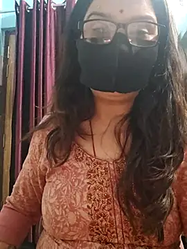 Aishwaryaa 69 online show from February 2026 05:01:02 PM