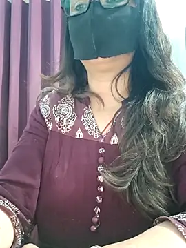 Aishwaryaa 69 online show from April 2026 02:35:01 AM