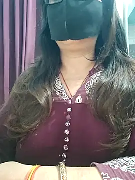 Snapshot of Aishwaryaa_69 chatting on July 2026 02:23:01 AM Aishwaryaa 69 online show from July 2026 02:23:01 AM