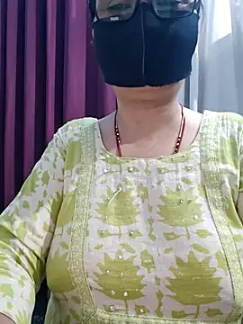 Aishwaryaa 69 online show from April 2026 02:39:01 AM