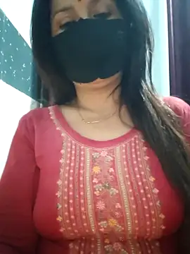 Aishwaryaa 69 online show from March 2025 10:22:01 AM