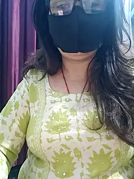 Aishwaryaa 69 online show from February 2026 08:22:02 AM