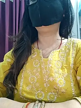 Snapshot of Aishwaryaa_69 chatting on June 2026 02:31:01 AM Aishwaryaa 69 online show from June 2026 02:31:01 AM