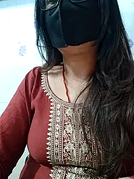 Aishwaryaa 69 online show from March 2026 08:53:02 AM