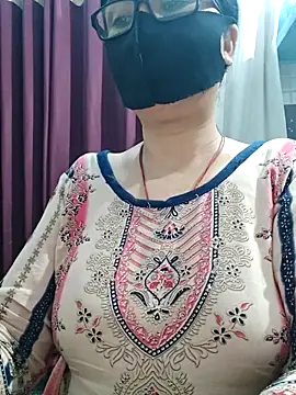 Aishwaryaa 69 online show from May 2026 03:26:01 PM