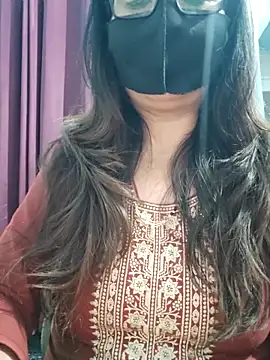 Aishwaryaa 69 online show from April 2026 03:03:01 AM