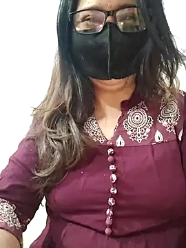 Aishwaryaa 69 online show from March 2026 10:45:01 AM